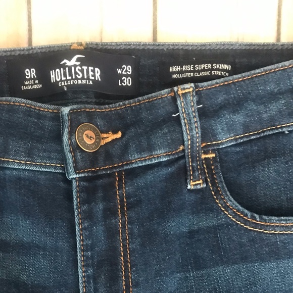 🔴Hollister Jeans🔴 - Picture 3 of 4